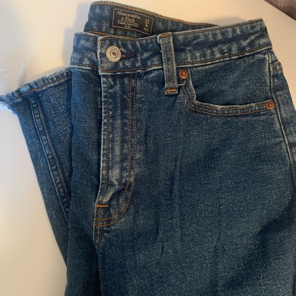Abercrombie and Fitch Jeans Size 27